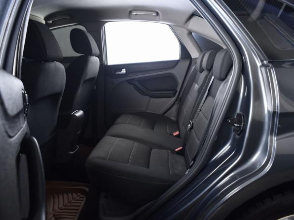 Ford Focus II Рестайлинг с пробегом 2010 года, цена 679 995 рублей, 252115 км, седан, Автокод Объявления