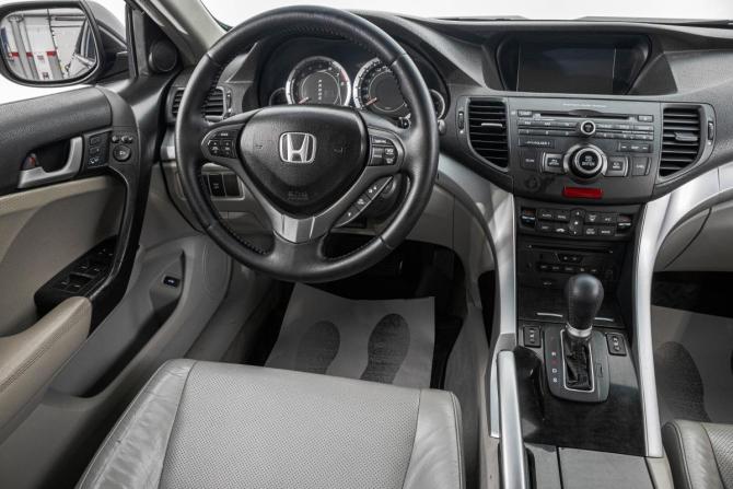 Honda Accord VIII с пробегом 2008 года, цена 1 089 000 рублей, 299000 км, седан, Автокод Объявления