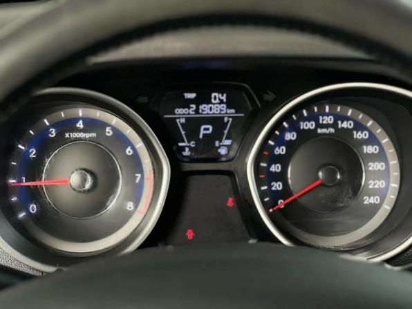 Hyundai Elantra V (MD) с пробегом 2013 года, цена 895 000 рублей, 219089 км, седан, Автокод Объявления