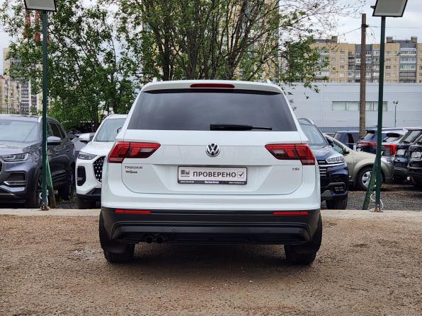 Volkswagen Tiguan II с пробегом 2017 года, цена 2 249 000 рублей, 103349 км, внедорожник, Автокод Объявления