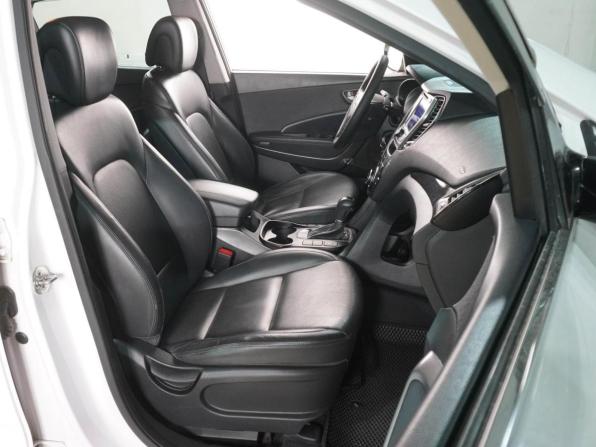 Hyundai Santa Fe III с пробегом 2015 года, цена 1 699 000 рублей, 230572 км, внедорожник, Автокод Объявления