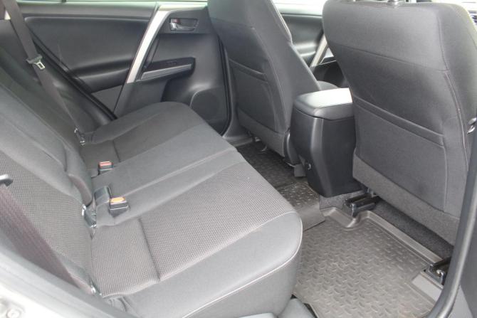 Toyota RAV4 IV (XA40) Рестайлинг с пробегом 2016 года, цена 2 790 000 рублей, 98836 км, внедорожник, Автокод Объявления
