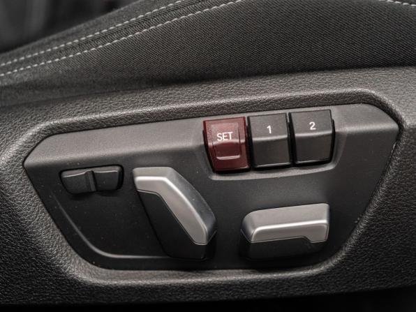 BMW 3 серии VI (F3x) Рестайлинг с пробегом 2017 года, цена 2 120 000 рублей, 34291 км, седан, Автокод Объявления