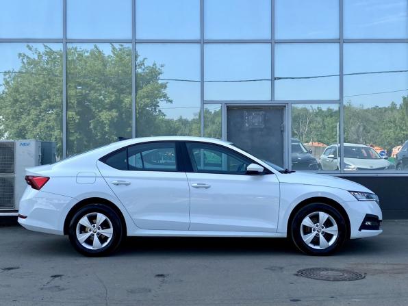 Skoda Octavia IV (A8) с пробегом 2021 года, цена 2 449 000 рублей, 66491 км, лифтбек, Автокод Объявления