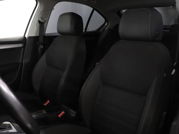 Skoda Octavia III (A7) Рестайлинг с пробегом 2018 года, цена 2 174 000 рублей, 84700 км, лифтбек, Автокод Объявления