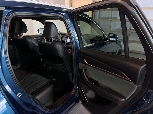 Geely Monjaro I с пробегом 2023 года, цена 3 150 000 рублей, 41121 км, внедорожник, Автокод Объявления