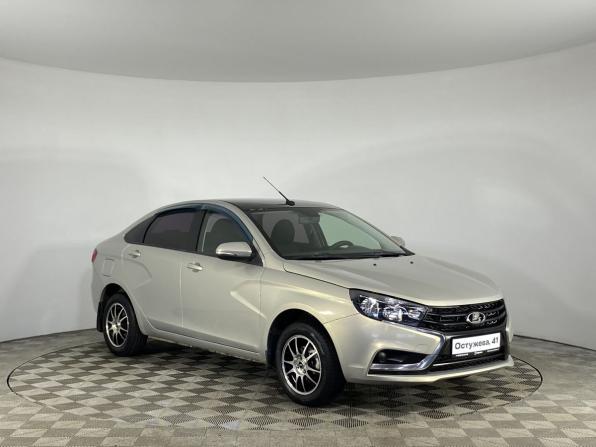 Lada (ВАЗ) Vesta I с пробегом 2018 года, цена 990 000 рублей, 61099 км, седан, Автокод Объявления