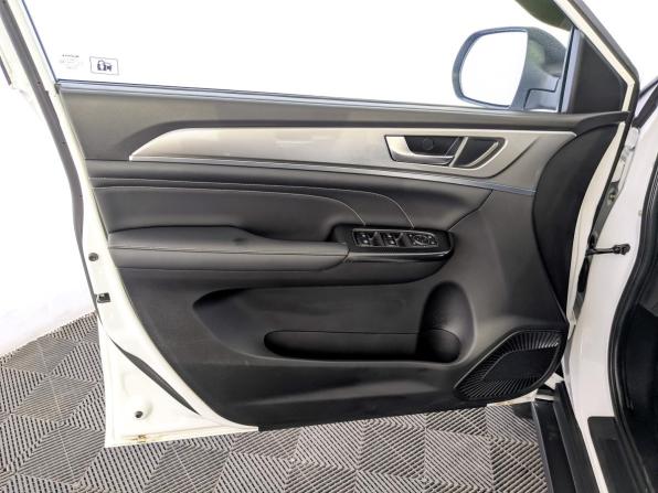 Haval M6 II с пробегом 2024 года, цена 1 800 000 рублей, 26831 км, внедорожник, Автокод Объявления