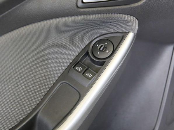 Ford Focus III с пробегом 2012 года, цена 690 000 рублей, 158457 км, хэтчбек, Автокод Объявления