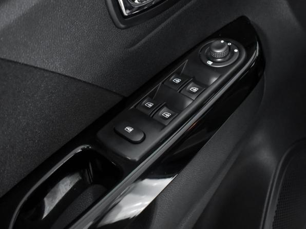 Renault Kaptur I с пробегом 2017 года, цена 1 360 791 рубль, 114479 км, внедорожник, Автокод Объявления