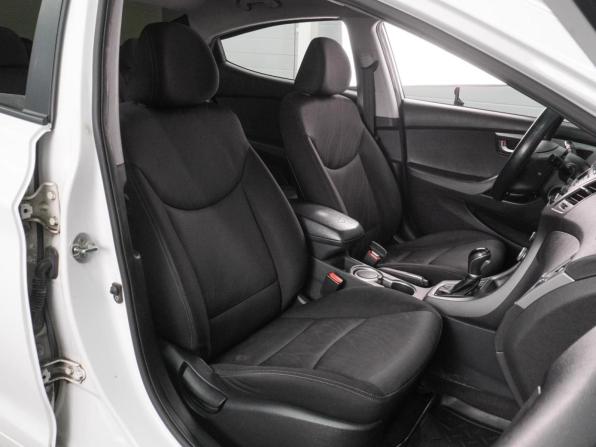 Hyundai Elantra V (MD) Рестайлинг с пробегом 2015 года, цена 1 169 000 рублей, 278586 км, седан, Автокод Объявления