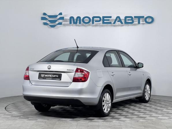 Skoda Rapid I с пробегом 2014 года, цена 1 230 000 рублей, 64793 км, лифтбек, Автокод Объявления