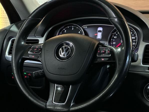 Volkswagen Touareg II с пробегом 2014 года, цена 2 299 900 рублей, 280500 км, внедорожник, Автокод Объявления