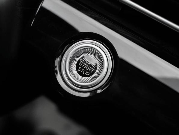 Omoda C5 I Рестайлинг с пробегом 2025 года, цена 2 480 000 рублей, 98 км, внедорожник, Автокод Объявления