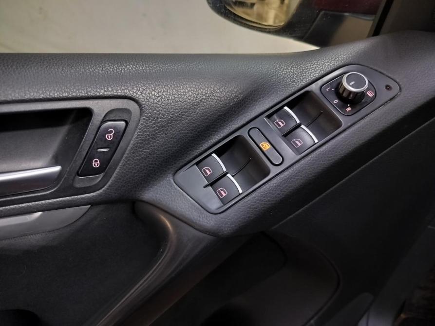 Volkswagen Tiguan I Рестайлинг Санкт-Петербург  - изображение 16