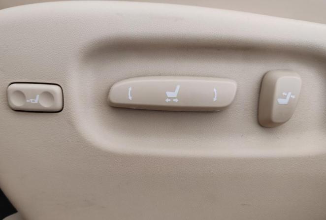 Lexus RX III с пробегом 2011 года, цена 2 000 000 рублей, 272145 км, внедорожник, Автокод Объявления
