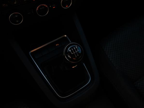 Volkswagen Jetta VI Рестайлинг с пробегом 2016 года, цена 850 000 рублей, 247031 км, седан, Автокод Объявления