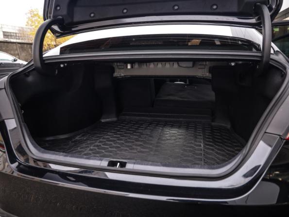 Toyota Camry VIII (XV70) с пробегом 2019 года, цена 2 689 000 рублей, 127000 км, седан, Автокод Объявления