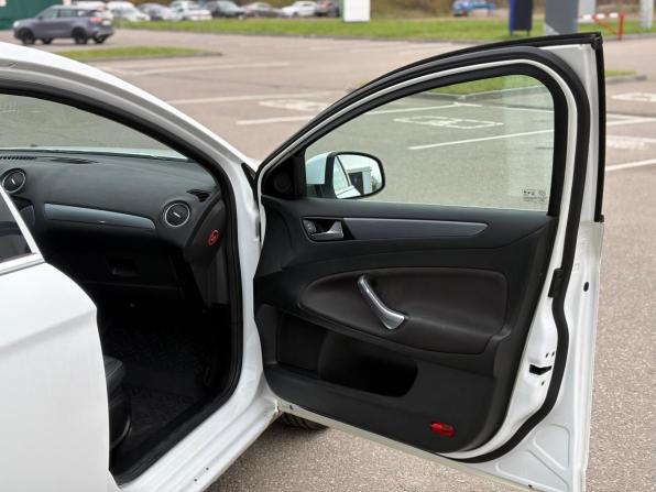 Ford Mondeo IV Рестайлинг с пробегом 2011 года, цена 620 000 рублей, 220905 км, седан, Автокод Объявления