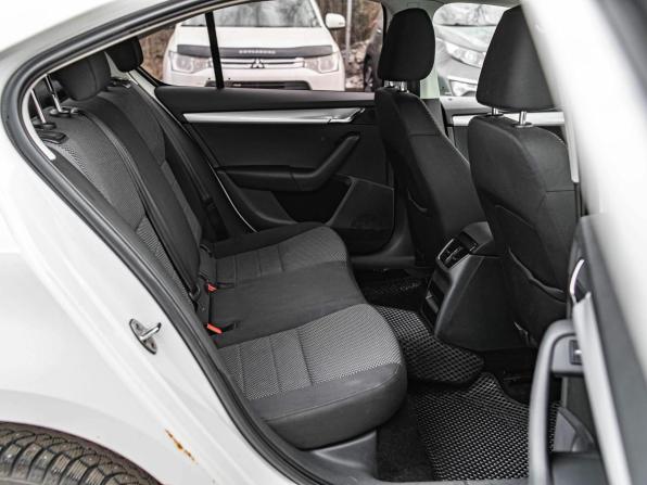 Skoda Octavia III (A7) с пробегом 2013 года, цена 855 000 рублей, 193043 км, лифтбек, Автокод Объявления