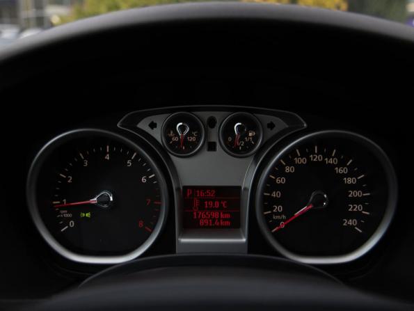 Ford Focus II Рестайлинг с пробегом 2009 года, цена 488 000 рублей, 176596 км, седан, Автокод Объявления