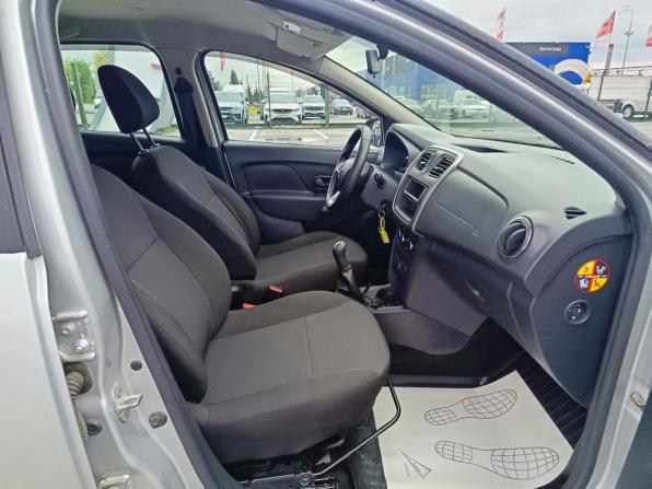 Renault Sandero II Рестайлинг с пробегом 2019 года, цена 1 049 995 рублей, 91949 км, хэтчбек, Автокод Объявления