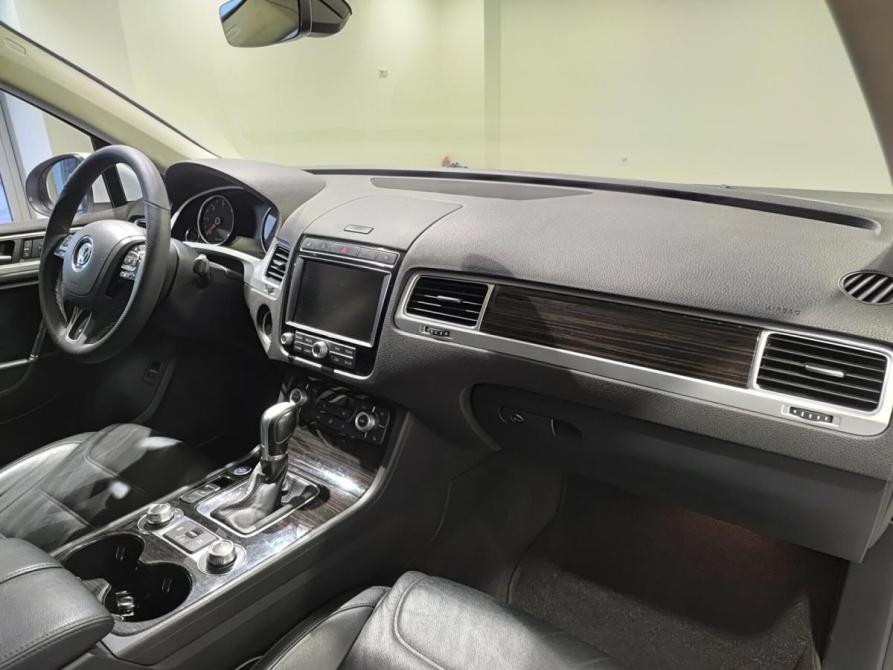 Volkswagen Touareg II Рестайлинг Казань  - изображение 13