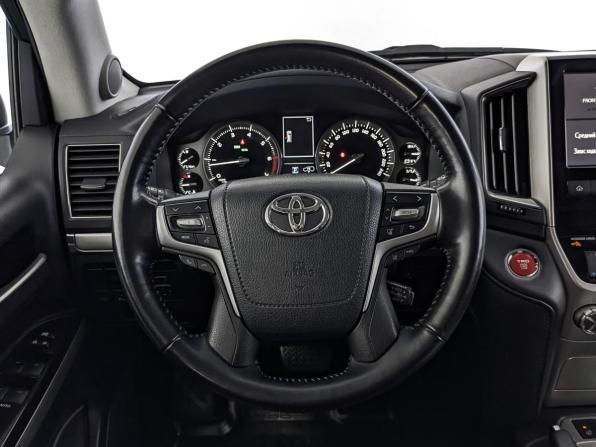 Toyota Land Cruiser 200 Series Рестайлинг 2 с пробегом 2020 года, цена 8 700 000 рублей, 91955 км, внедорожник, Автокод Объявления