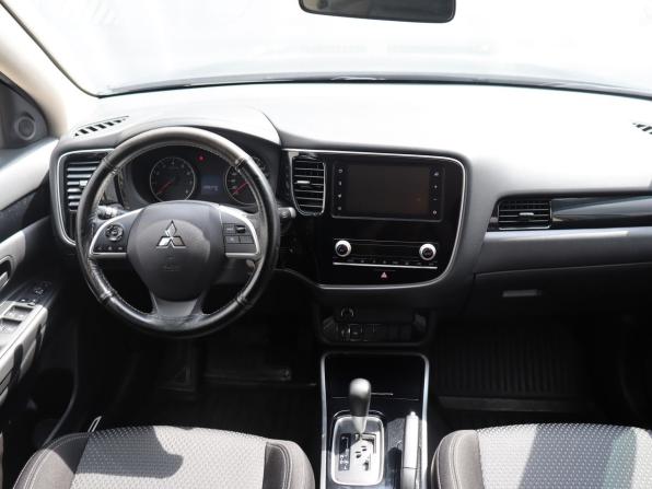 Mitsubishi Outlander III Рестайлинг 3 с пробегом 2020 года, цена 2 070 000 рублей, 96194 км, внедорожник, Автокод Объявления