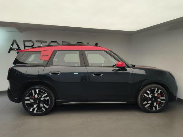 Mini Countryman III с пробегом 2024 года, цена 6 570 000 рублей, 9016 км, внедорожник, Автокод Объявления