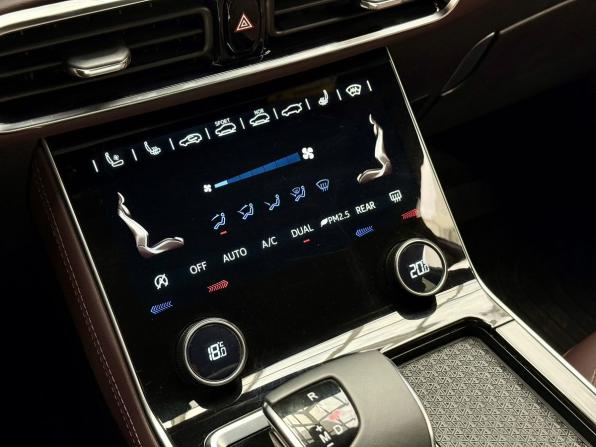 JETOUR X90+ с пробегом 2023 года, цена 3 099 000 рублей, 1125 км, внедорожник, Автокод Объявления