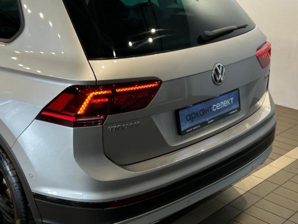 Volkswagen Tiguan II с пробегом 2019 года, цена 2 723 000 рублей, 133048 км, внедорожник, Автокод Объявления