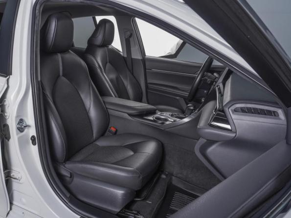 Toyota Camry VIII (XV70) Рестайлинг с пробегом 2021 года, цена 3 439 000 рублей, 68951 км, седан, Автокод Объявления