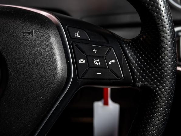 Mercedes-Benz C-Класс III (W204) Рестайлинг с пробегом 2013 года, цена 1 220 000 рублей, 113600 км, универсал, Автокод Объявления