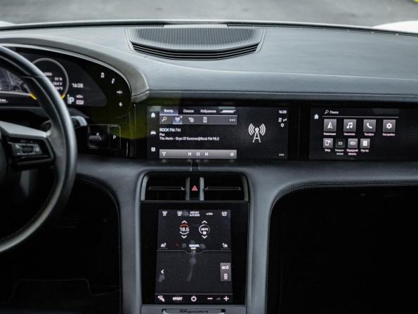 Porsche Taycan I с пробегом 2020 года, цена 7 890 000 рублей, 35477 км, седан, Автокод Объявления
