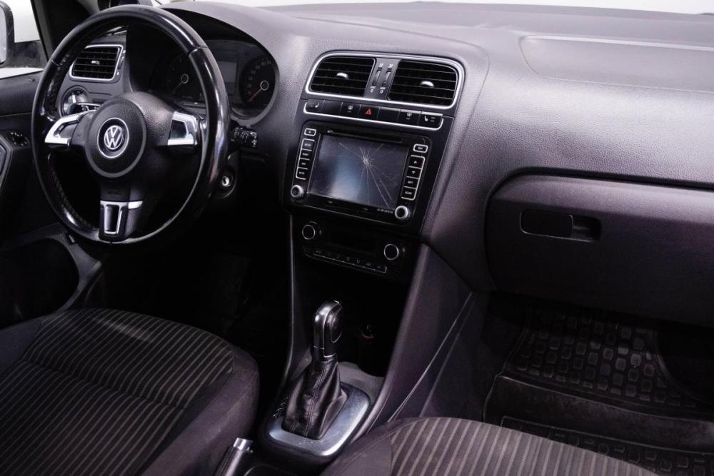 Volkswagen Polo V Новосибирск  - изображение 8