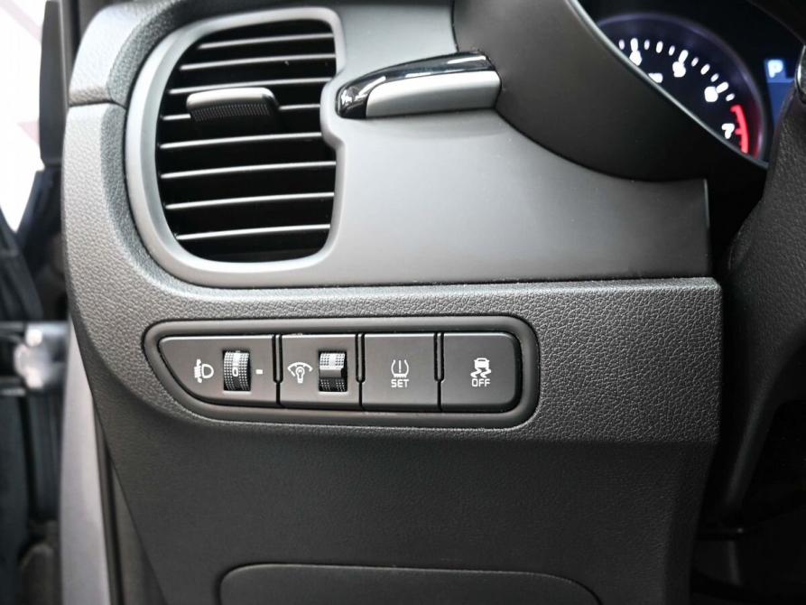 Kia Rio IV Ростов-на-Дону  - изображение 17