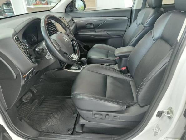 Mitsubishi Outlander III Рестайлинг 3 с пробегом 2020 года, цена 2 650 000 рублей, 81495 км, внедорожник, Автокод Объявления