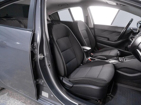 Kia Cerato III с пробегом 2014 года, цена 1 349 000 рублей, 185701 км, седан, Автокод Объявления