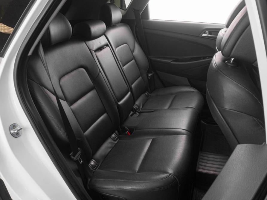 Hyundai Tucson III Тюмень  - изображение 11