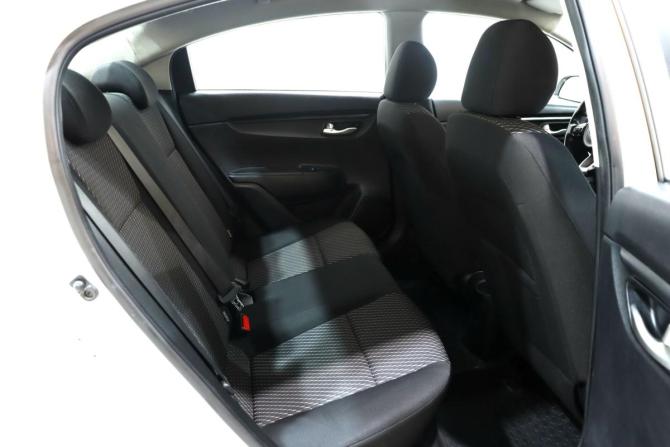 Kia Rio IV с пробегом 2019 года, цена 1 075 000 рублей, 119797 км, седан, Автокод Объявления