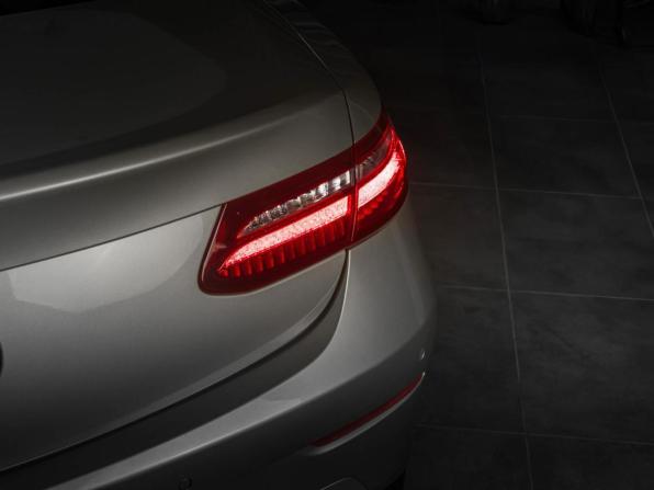 Mercedes-Benz E-Класс V (W213 S213 C238) с пробегом 2017 года, цена 3 839 000 рублей, 90224 км, купе-хардтоп, Автокод Объявления