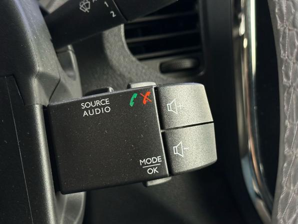 Renault Kaptur I с пробегом 2018 года, цена 1 750 000 рублей, 73015 км, внедорожник, Автокод Объявления