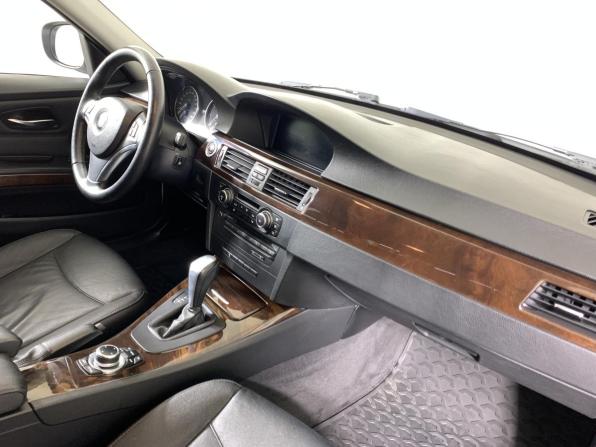 BMW 3 серии V (E90/E91/E92/E93) Рестайлинг с пробегом 2011 года, цена 1 335 000 рублей, 102869 км, универсал, Автокод Объявления
