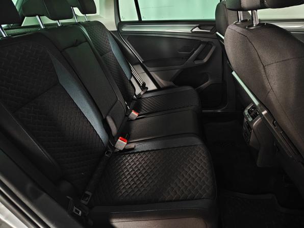 Volkswagen Tiguan II с пробегом 2019 года, цена 2 399 000 рублей, 93957 км, внедорожник, Автокод Объявления
