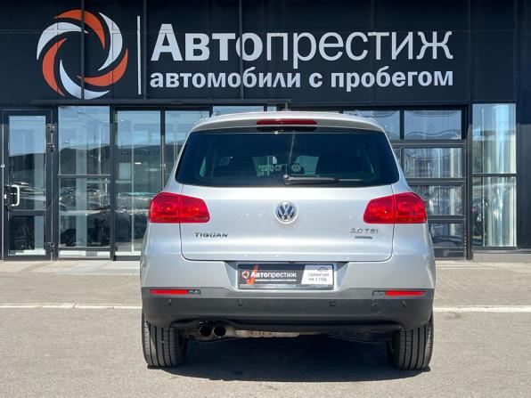 Volkswagen Tiguan I Рестайлинг с пробегом 2013 года, цена 1 426 000 рублей, 215044 км, внедорожник, Автокод Объявления