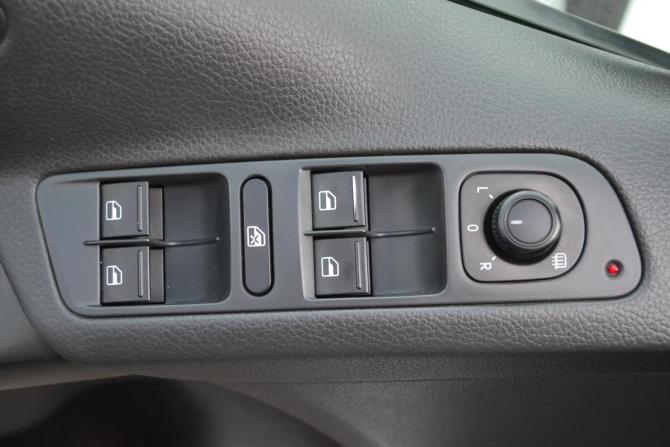 Volkswagen Tiguan I Рестайлинг с пробегом 2015 года, цена 1 350 000 рублей, 133020 км, внедорожник, Автокод Объявления