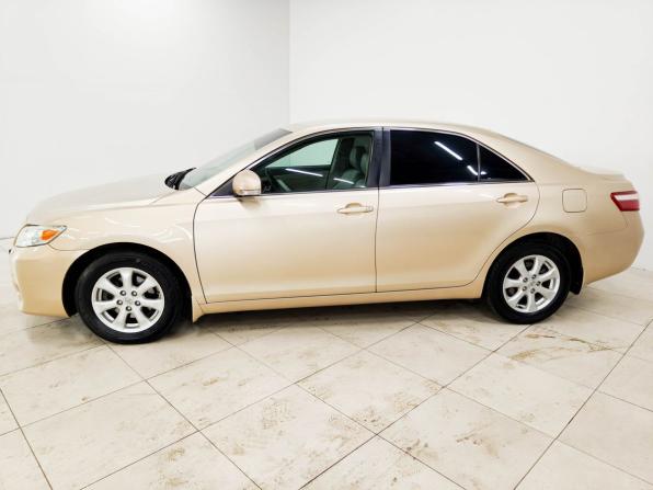 Toyota Camry VI (XV40) Рестайлинг с пробегом 2010 года, цена 1 085 200 рублей, 237914 км, седан, Автокод Объявления