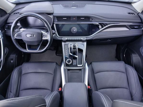 Geely Atlas Pro с пробегом 2023 года, цена 2 100 000 рублей, 66451 км, внедорожник, Автокод Объявления