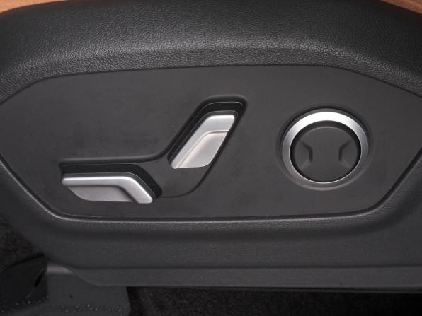 Hyundai Santa Fe V (MX5) с пробегом 2025 года, цена 5 889 000 рублей, 2032 км, внедорожник, Автокод Объявления